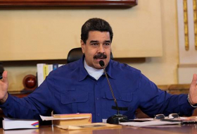 Maduro insta a los venezolanos a estar alerta para derrotar ataques a la constituyente