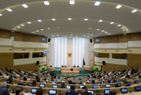 Parlamentarios rusos y franceses discrepan al evaluar la situación en Ucrania y Siria