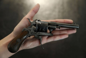 La pistola que casi mata a Rimbaud, subastada por medio millón de euros