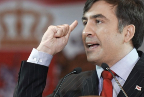 Saakashvili promete convertir Ucrania en una superpotencia 