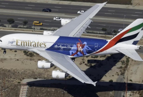 Aerolínea Emirates cambia su tripulación por decreto de Trump