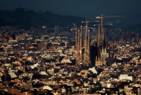 Barcelona prohibirá la circulación de coches antiguos en días laborables