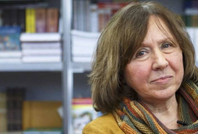 La Nobel de literatura 2015 Svetlana Alexiévich desmiente información sobre su muerte