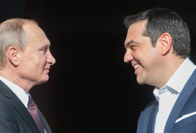 Putin y Tsipras abordan Siria y problema chipriota en conversación telefónica  