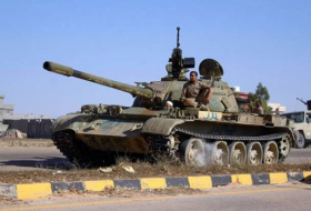 Ejército libio expulsa a radicales del aeropuerto de Ras Lanuf