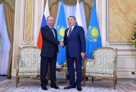 Presidentes de Rusia y Kazajistán abordan la celebración de consultas sirias en Astaná  
