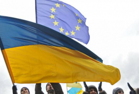 Poroshenko: Ucrania seguirá trabajando para entrar en la UE y la OTAN