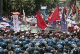 Filipinos condenan intervención de EEUU en Día de Independencia