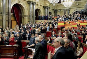 Suspenden oficialmente la convocatoria del referéndum de Cataluña