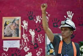 Afectados conmemoran el primer mes del terremoto en México