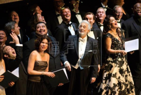 Plácido Domingo celebra sus 50 años de pasión por la ópera en Los Ángeles