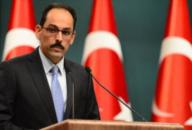 Turquía urge a EEUU a dejar de enviar armas a kurdos sirios