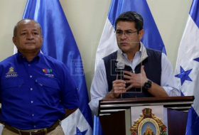 Hernández dice que no hay problema en revisar las actas en base a la ley hondureña