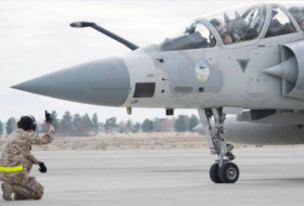 Catar denuncia que un avión militar emiratí violó su espacio aéreo