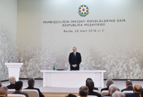 Con la presidencia de Ilham Aliyev se celebra una reunión republicana en Barda