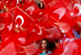 La justicia turca ordena el arresto de 70 personas sospechosas de vínculos con gulenistas
