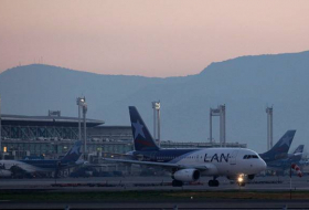 El drama de 62 haitianos que llevan tres días varados en un aeropuerto de Chile