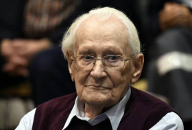 Muere el 'contable de Auschwitz', implicado en el asesinato de 300.000 personas