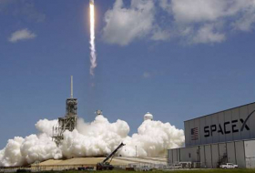 SpaceX lanza al segundo intento un cohete Falcon 9 con un satélite español