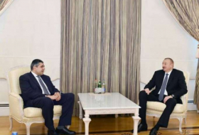 Ilham Aliyev recibe al secretario general de la Organización Mundial del Turismo
