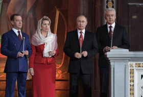 Putin y Medvédev llegan al Templo de Cristo el Salvador para celebrar la Pascua