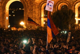 Ministro de Justicia armenio llama a buscar consenso para superar la crisis