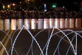 Las protestas en Ereván alcanzan su apogeo-VİDEO