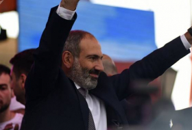 El nuevo primer ministro de Armenia descarta cambios en la política exterior del país