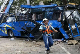 Once muertos al colisionar un autobús con un camión en la India