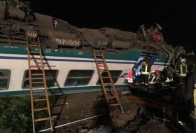 Italia: Dos muertos y al menos 20 heridos en un choque entre un tren de pasajeros y un camión