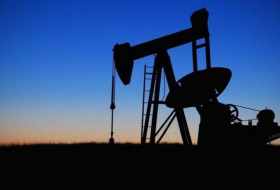 El precio del petróleo supera los 80 dólares por barril