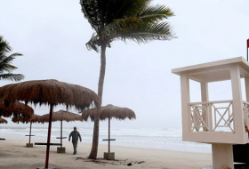 Un potente ciclón azota la península Arábiga