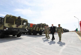 Ilham Aliyev asiste a la apertura de la unidad militar del Ministerio de Defensa- Actualizado