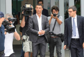 La Juventus de Turín presenta a Cristiano Ronaldo como su nuevo jugador (VIDEO)