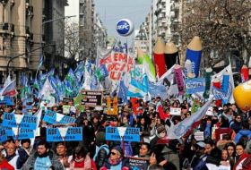 Docentes de Argentina inician una huelga de 48 horas en protesta por los bajos salarios