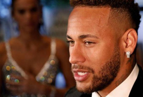 Neymar rompe el silencio y confirma en qué club jugará la próxima temporada