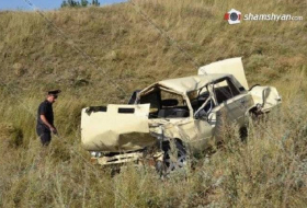 Militares armenios sufrieron un accidente de tráfico-FOTOS