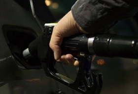 Maduro anuncia que llevará precio del combustible a tarifa internacional