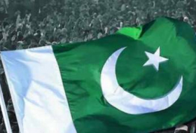 Pakistán celebra su independencia a la espera de un nuevo primer ministro
