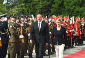 Se realiza la ceremonia oficial de bienvenida al presidente Ilham Aliyev en Croacia- FOTOS