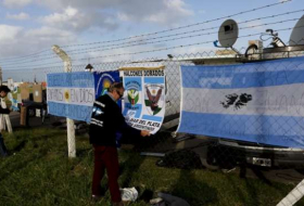 Familias de tripulantes de submarino argentino perdido se esperanzan con hallazgo de señal