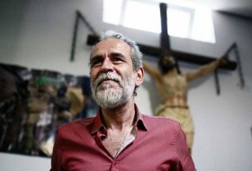 España: Ordenan la detención del actor Willy Toledo por no acudir a declarar