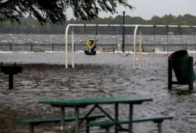 Florence toca tierra en EE.UU. y comienza a inundar parte de las Carolinas (VIDEOS)