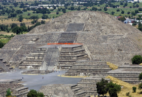 Hallan entrada al 'mundo de ultratumba' bajo la Pirámide de la Luna en México