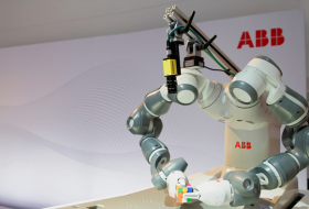 Levantan la planta más avanzada del mundo donde robots construyen robots