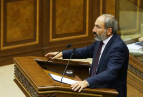 Primer ministro interino de Armenia Pashinián visita Nagorno Karabaj