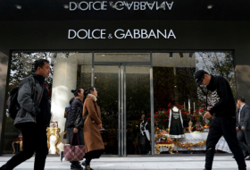 Las tiendas chinas boicotean productos de Dolce & Gabbana tras el escándalo 'racista'