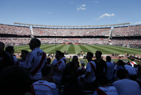 Suspenden la final de la Copa Libertadores entre River y Boca