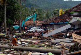  Devastación total en Indonesia tras el paso de un brutal tsunami- Sin Comentarios  