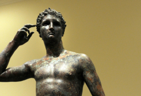 Italia exige a EEUU que se le devuelva una estatua de más de 2.000 años